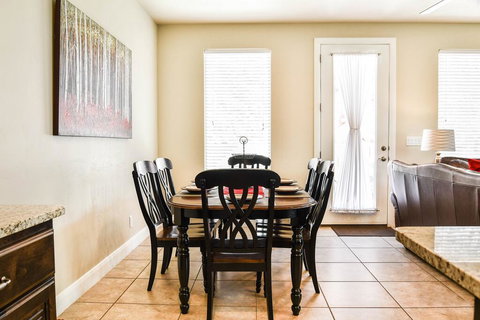 4283 Coral Ridge AIR HOCKEY, PS4, WII, ELECTRONIC DART BOARD, GAMES, AND MORE! - Click Find 1