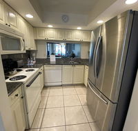 4330 Shorewalk lakeview condo close to IMG and Beach