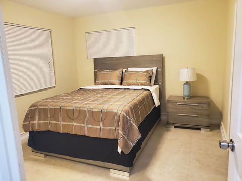 5 STARS-3 BEDROOM LUXURY HOME By Life Is Good Llc. - Click Find 2