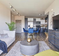 5 Retreat Pool View Condo 3 Beds Steps to Venice Beach
