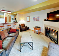 65 Stonegate Cir Townhouse