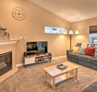 Accommodating Anchorage Abode Near Jewel Lake