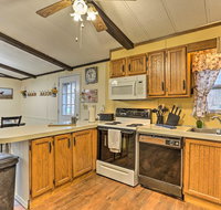 All-Seasons Mountain Resort Chalet - 3Mi to Skiing