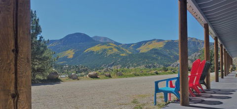 Alpine Moose Lodge - Click Find 0