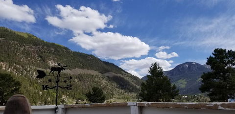 Alpine Moose Lodge - Click Find 1