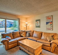 Alyeska Ski Condo with Views - Walk to Lift