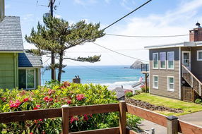 Book Oceanside Accommodation Vacations Bridge Guide Bridge Guide