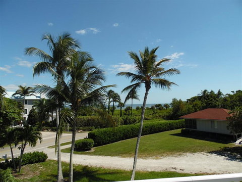 BADGER BEACH - Click Find 3