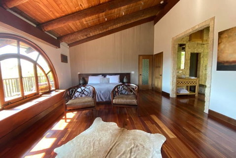 Bali Inspired Villa With Plunge Pool - Click Find 2