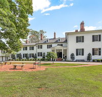 Beautiful Private Summerfield Estate Awaits Your Stay Residence