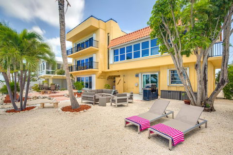 Boot Key Harbor Retreat Second Story - Click Find 1