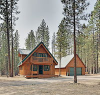 Brand-New Wooded Retreat with Luxe Interior  Deck cabin
