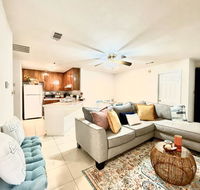 Bright cozy Townhome in quiet east Tallahassee