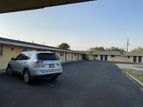 BUDGET INN - Click Find 2