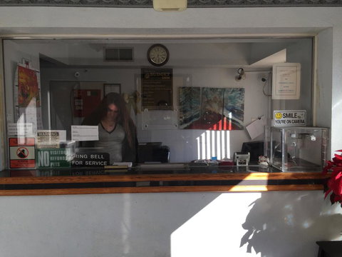 Budget Inn - Bet 4u 2