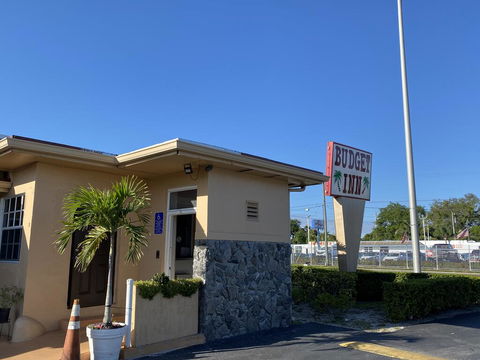 Budget Inn - Lawyer Find 1