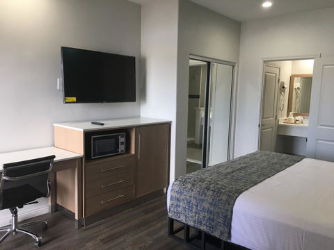 Cali Inn - Click Find 2