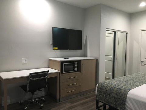 Cali Inn - Click Find 1