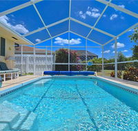 Cambridge House 2 Bedrooms Private Heated Pool Lanai Sleeps 6 WiFi