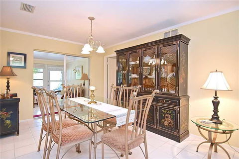 Cambridge House, 2 Bedrooms, Private Heated Pool, Lanai, Sleeps 6, WiFi - Click Find 3