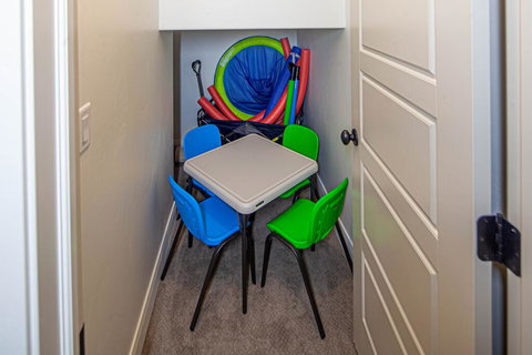 Casitas 1917 Cylinder Fire Pit, Sleeps 12, Pool Access, X-BOX 360 Over 30 Games - Bet 4u 3