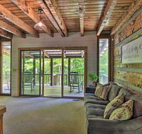 Charming Creekside Cabin - Near Trailheads