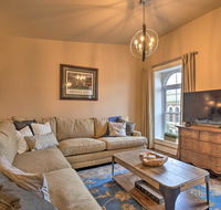 Charming Dwtn Retreat about 7Mi to KY Horse Park