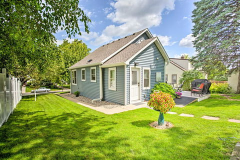 Charming Home With Patio, Next To Lake Waconia! - Click Find 2