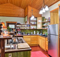 Charming Homer Apt with Panoramic Kachemak Bay Views