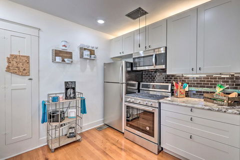 Chic Prescott Cottage With Outdoor Entertaining Area - Click Find 2