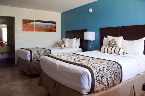 Clarion Inn And Conference Center Tampa-Brandon - Click Find 1