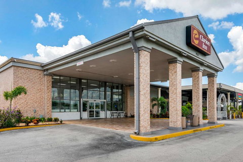 Clarion Inn And Conference Center Tampa-Brandon - Click Find 0
