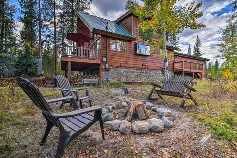 Cozy Grand Lake Home With Game Room & Fire Pit! - Bet 4u 1