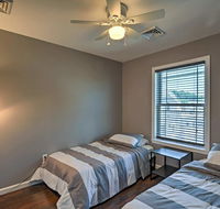 Cozy Highlands Home w/ Hot Tub By Sandy Hook Beach