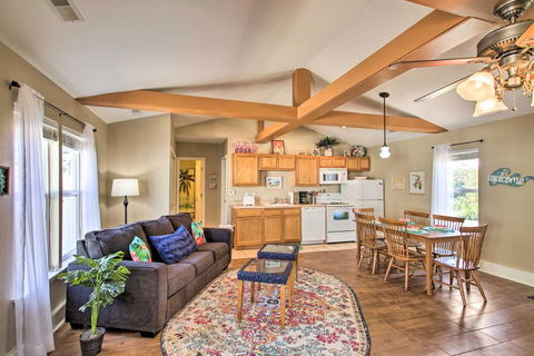 Cozy Ironton Cabin With Shared Pool & Patio! - Bet 4u 0