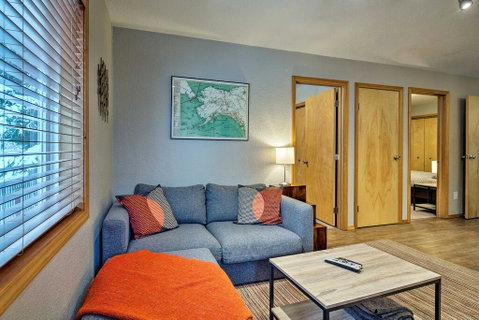 Cozy Juneau Apt Minutes To Mendenhall Glacier - Click Find 0