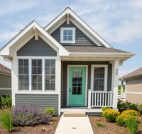 Cozy Quarters Villa 228