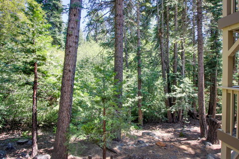 Creekside At Kingswood - Bet 4u 1