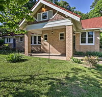 Cyclers Hot Springs Hub Less Than 2 Mi to Bike Trail