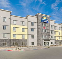 Days Inn  Suites by Wyndham Lubbock Medical Center