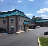 Deluxe Inn