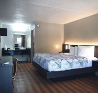Deluxe Inn  Suites