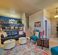 Deluxe Townhome with Deck 2 Mi to Dtwn Modesto