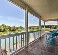 Deluxe Waterford Home with Outdoor Bar--Steps to Cove