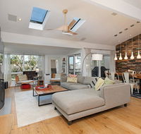 Designer Beach Condo w/ Pool Spa  Tennis condo