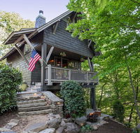 Dogwood Treehouse