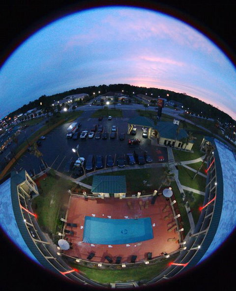 Econo Lodge Inn & Suites I-95 By Choice Hotels 30 Item Hot Breakfast Buffet Starting At 4AM - Bet 4u 3