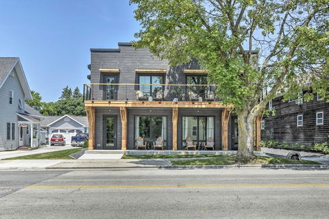 Elkhart Lake Townhome - 20 Mi To Sheboygan! - Bridge Guide 1