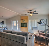 Escalante Home with Hot Tub - Near Nat'l Parks