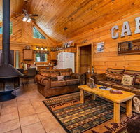 Fairway View Cabin Hot Tub Fireplace Great Views WIFI Grill